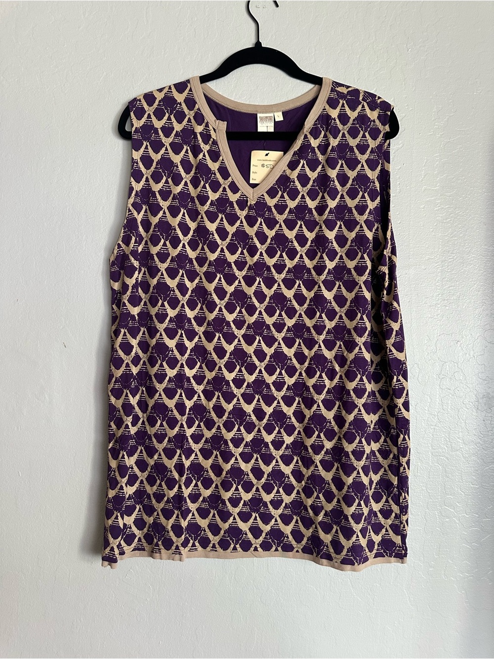 Sleeveless V-Neck Patterned Sweater Vest - Purple & Cream